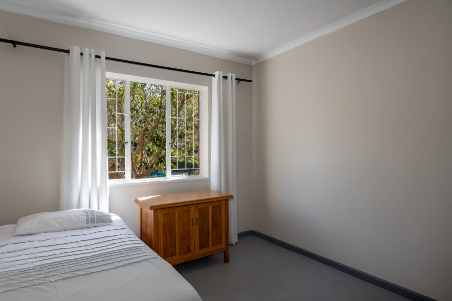 4 Bedroom Property for Sale in Onder Papegaaiberg Western Cape